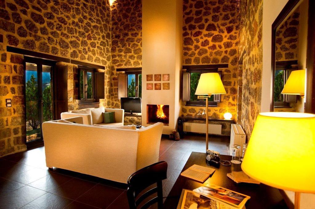 Pliadon Gi Mountain Resort & Spa Като-Трикала-Коринтия Номер фото